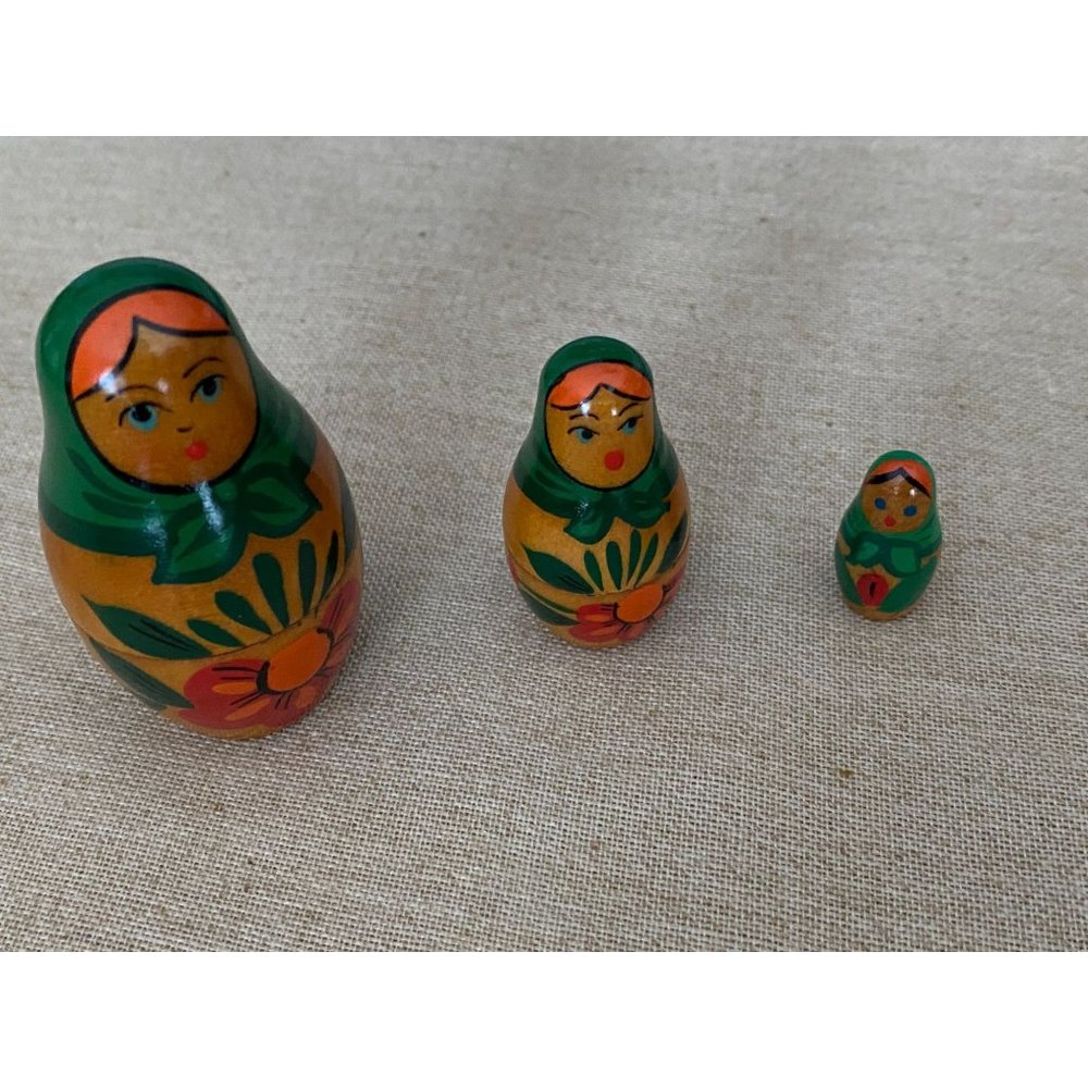 3 new vintage Russian nesting dolls